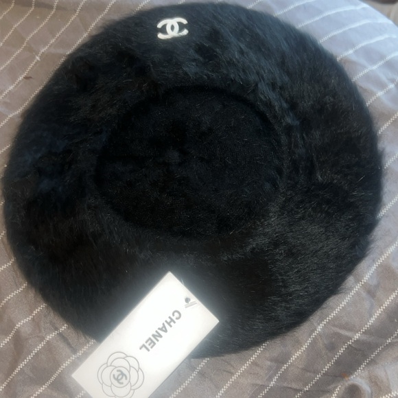 Womens tam - Picture 2 of 2